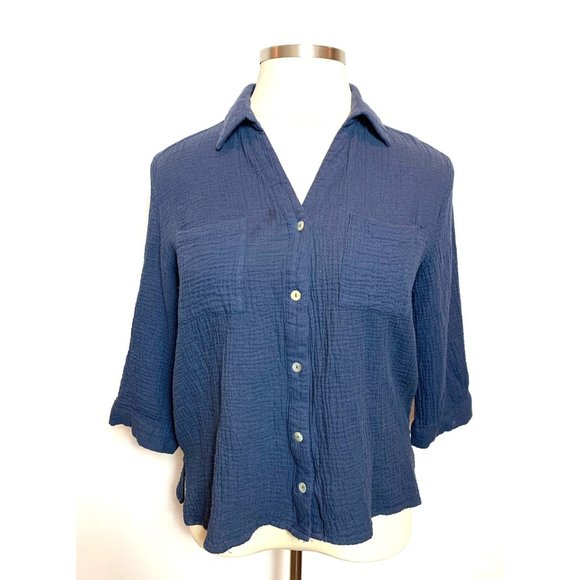 Pinch Tops - Pinch Blue 3/4 Sleeve Button Up Gauzy Rolled Tab Shirt Size L